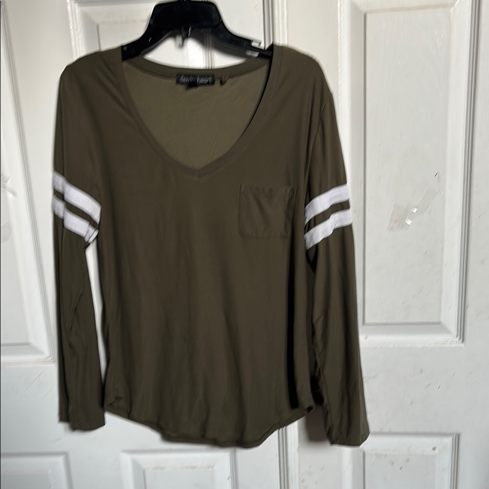 Long Sleeve Relaxed Tee